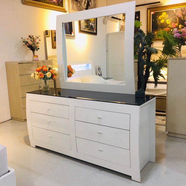 Metro Dresser with Mirror