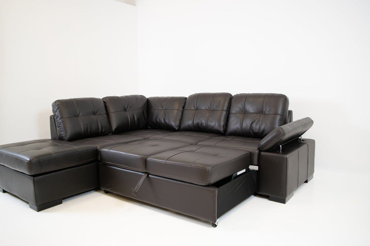 Candace Sleeper Sectional (Brown)