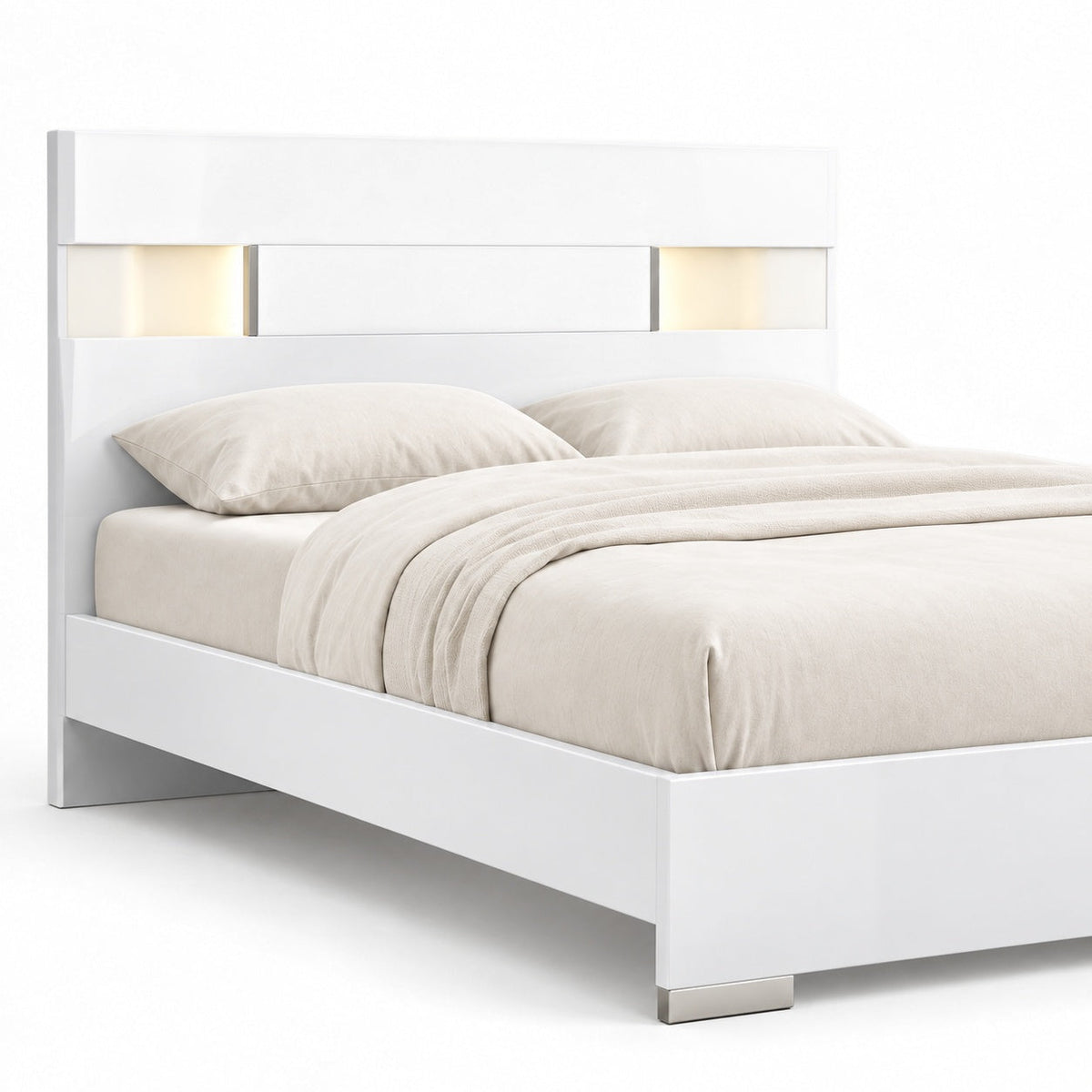 Andes White Queen Bed — detail