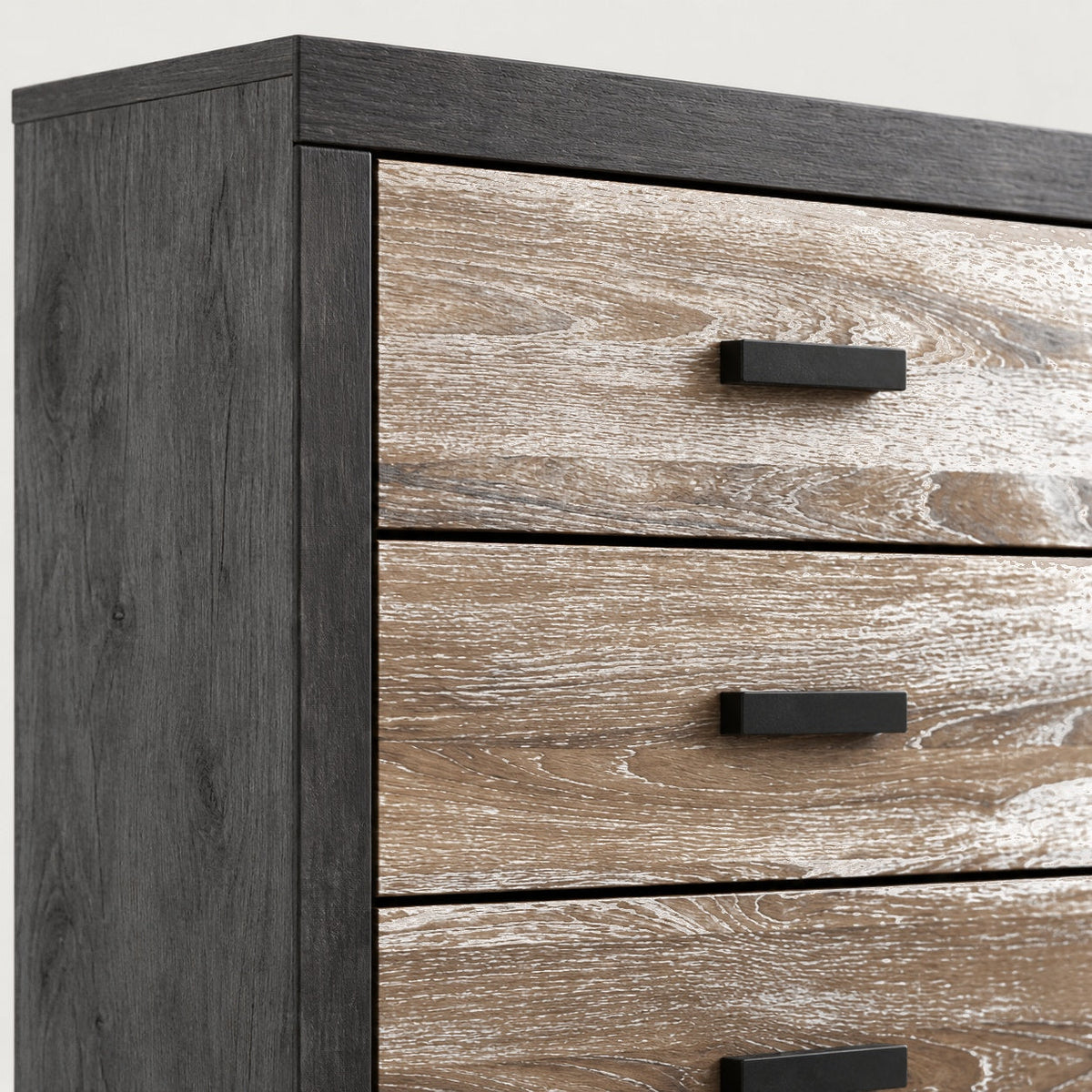 Berkin Chest — detail