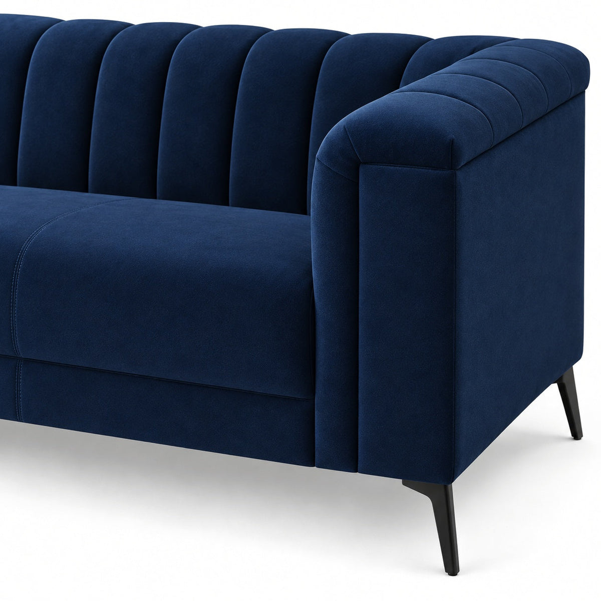Chalet Loveseat — detail
