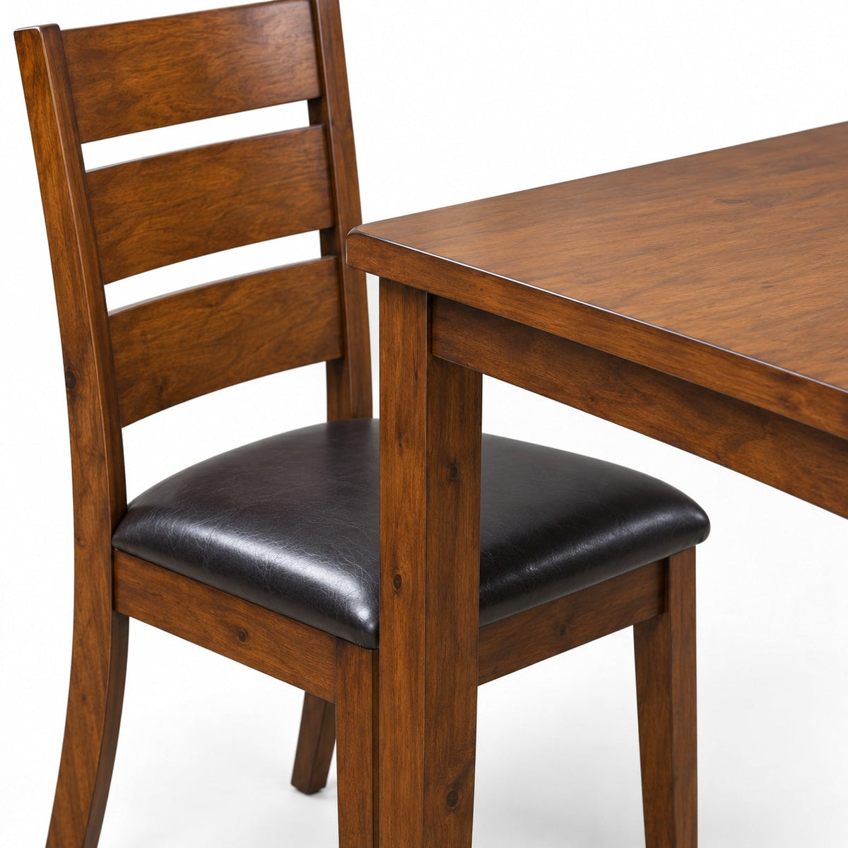 Plantation 5 Piece Dining Set — detail